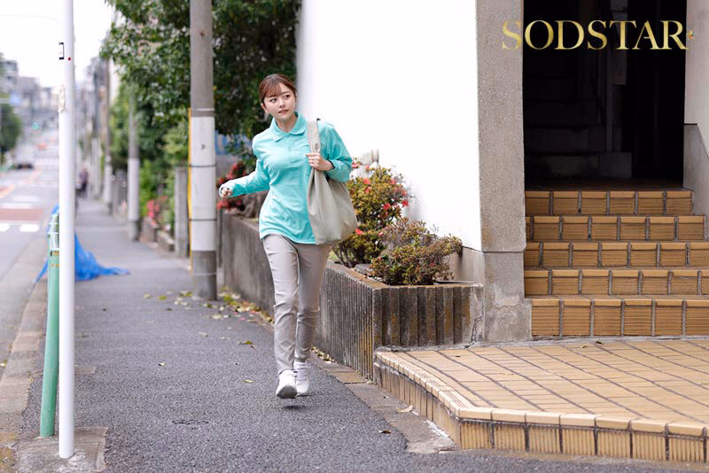 引きこもり訪問支援 ゴミ屋敷に放置された大量のシコティッシュに見かねて内緒でチンカス塗れのチンチンも笑顔で性サポートしてくれる優しいお手伝いさん 青空ひかり プレビュー画像 2