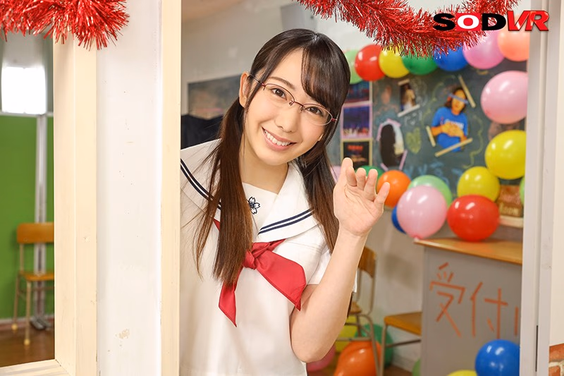 【VR】学園祭で文系地味子が誘ってきた。 「マッサージしていきませんか？」 弥生みづき プレビュー画像 3