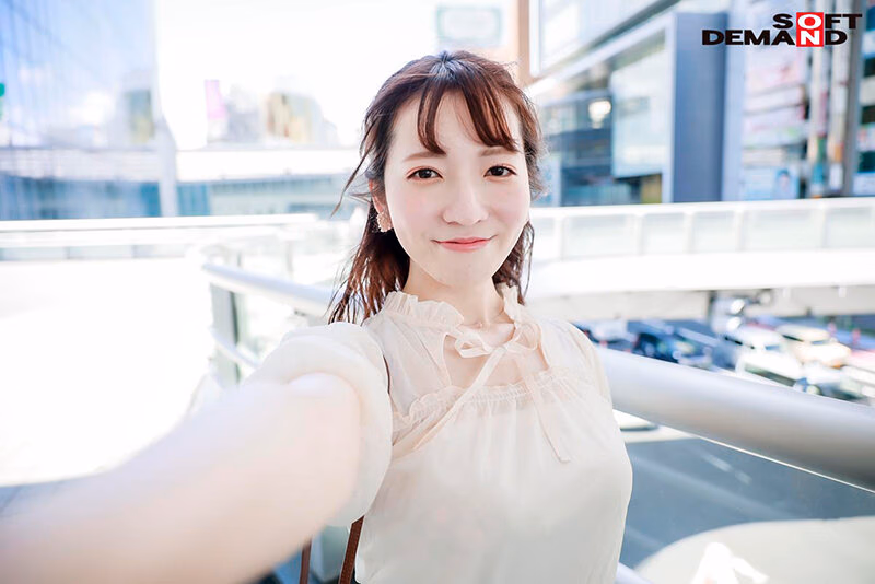 キスで濡れちゃう即濡れマンに即ズボ激ピスSEEEEEEX！笑顔が絶えないふわふわ女子が絶頂顔でイキまくり！ 小花のん プレビュー画像 3