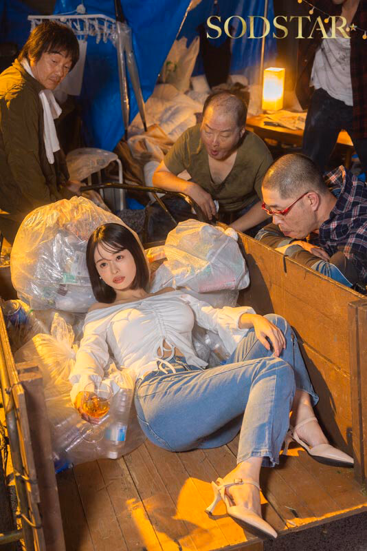 時間停止REC 超人気インフルエンサーがホームレスのキモおじにされていたSEXの一部始終 MINAMO プレビュー画像 2