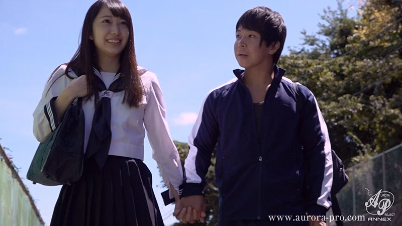 汗と唾液の臭いに塗れて、彼氏の前で何度も子宮に注がれる濃厚精液...あゝ中が熱い...妊娠しちゃう...。 弥生みづき プレビュー画像 9