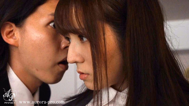 飛び込みセールス枕営業 押しに弱いセールスレディ 小花のん プレビュー画像 10