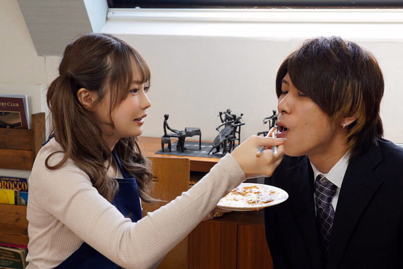 隣に住むJ系ママが大きな愛と包容力で僕を甘やかしてくれる！バブみ感じて赤ちゃん返りSEX 松本いちか プレビュー画像 1