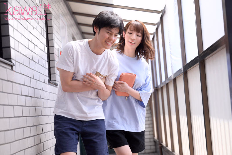 彼女が社員研修で不在中、ずっと忘れられなかった元カノと狂ったようにハメまくった3日間 小花のん プレビュー画像 4