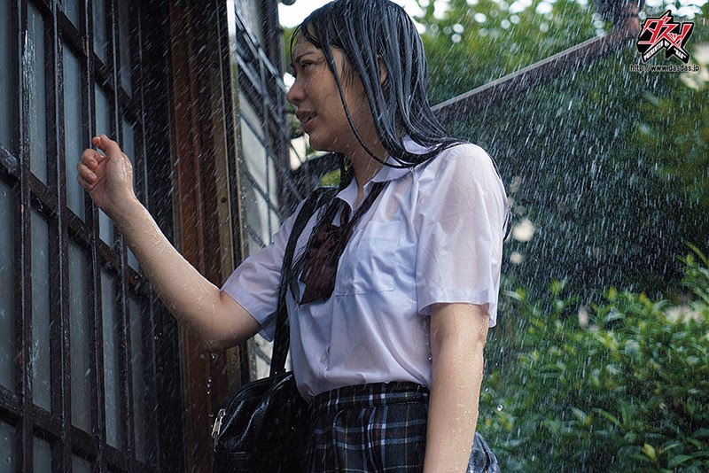 暴風雨でずぶ濡れになった幼馴染と理性を失うほど絡み合った情愛性交。 弥生みづき プレビュー画像 9