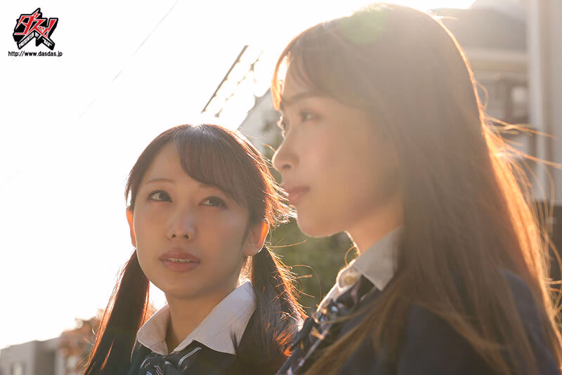 何度夜が明けても、星より遠く離れても、この手に残る温もりを忘れない。 美園和花 弥生みづき プレビュー画像 2