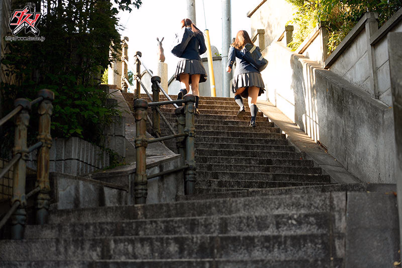 何度夜が明けても、星より遠く離れても、この手に残る温もりを忘れない。 美園和花 弥生みづき プレビュー画像 1