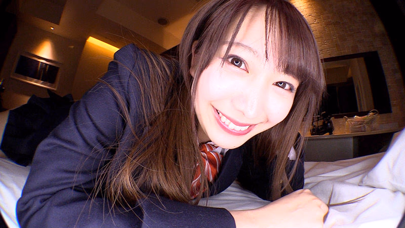 乳首ビンビンデカ尻女子校生は僕達の性欲処理肉便器 尻の真ん中がY字になるくらいパッツパツに張ったアイドル顔の神尻デカパイJ○はおじさんの勃起チ○ポが大好物！コリッコリの勃起乳首を転がされエロ腰止まらまず尻肉揺らしてイキ狂い 弥生みづき プレビュー画像 9