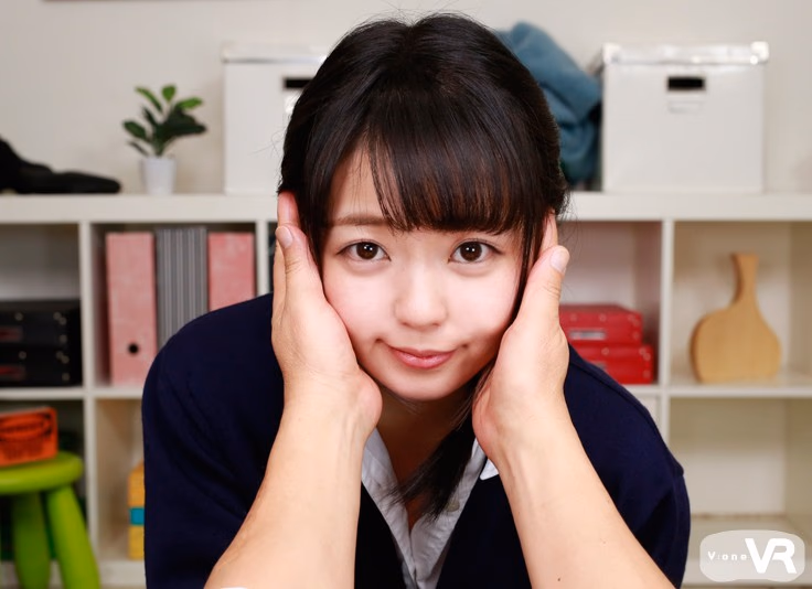 【VR】長尺43分・高画質 地味な幼馴染の生徒会長がキスで豹変！エッチな予備知識が大暴走！！ 泉りおん プレビュー画像 9