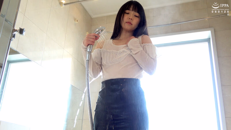 オススメ！OL黒パンストセクシー美女のずぶ濡れ足裏くすぐり 泉りおん プレビュー画像 4