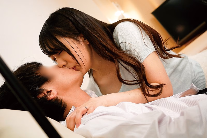 なぁ兄貴、俺みたいなクズに自慢の嫁がとっくに寝取られている気分はどうだ？ 弥生みづき プレビュー画像 9