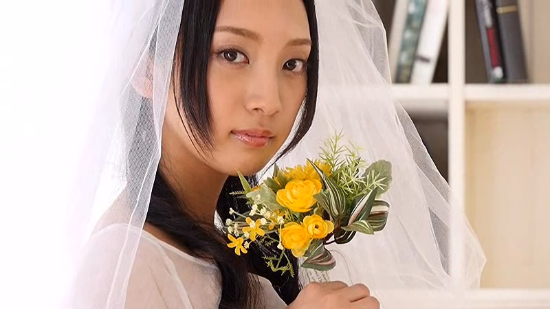 SWEET LOVER 白と黒の誘惑 辻本杏 プレビュー画像 1