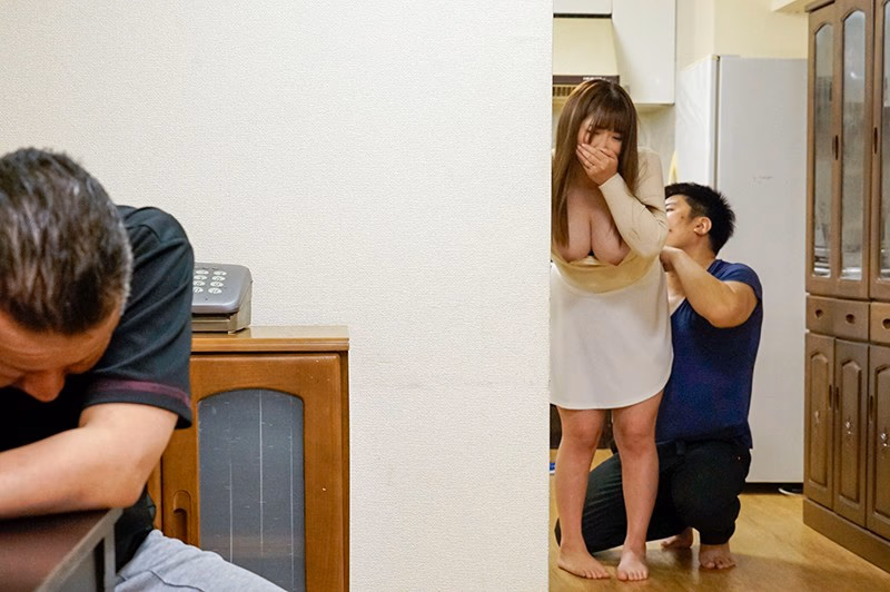 旦那が酔いつぶれているうちに寝取られ肉奴●にされた爆乳妻 美園和花 プレビュー画像 10