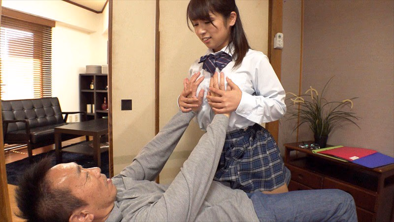 「お父さん大好きだよ…」単身赴任で離れ離れで暮らすことが決まった大好きな父に別れを惜しんでベロキス密着中出しSEX！4 プレビュー画像 12