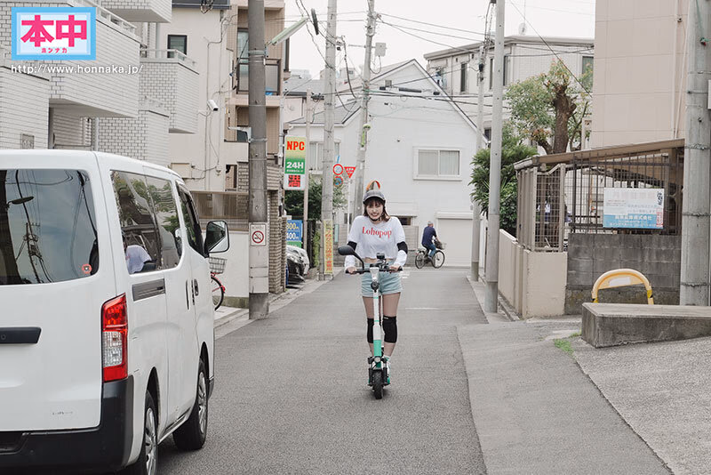 ねぇ、今日これからキミの家に中出しSEXしに行ってイイ？ M男クンのお宅へ美谷朱里を突撃デリバリー生中出しSEX！金玉すっからかんになるまで射精して プレビュー画像 1