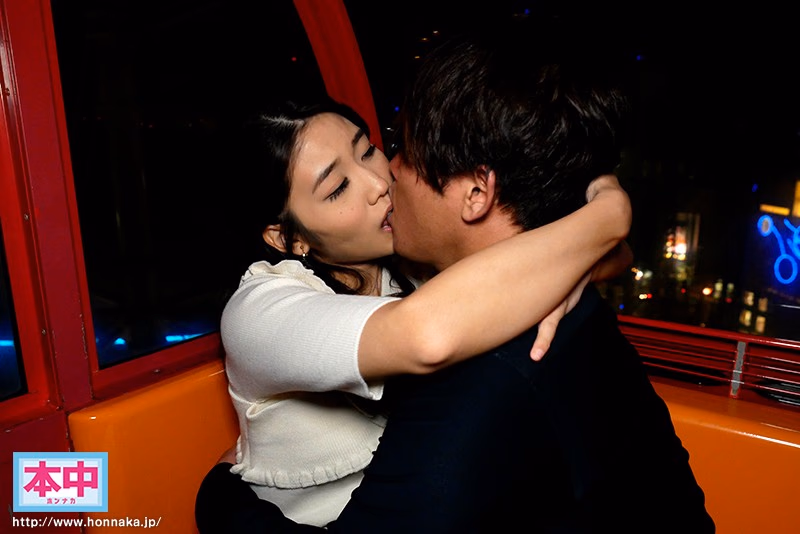 あの人に振り向いて欲しくって交わる接吻とフェラと中出しでぐちょぐちょに愛し合った 神宮寺ナオ プレビュー画像 1