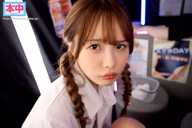 【VR】ヤラせてくれなかったあのピンサロ嬢に本サロ強要！ 人気ランカー嬢を出禁覚悟レ×プ 松本いちか プレビュー画像 7