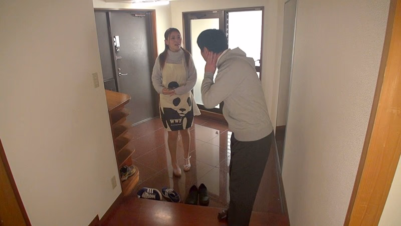 隣の奥さんからのおすそわけ プレビュー画像 1