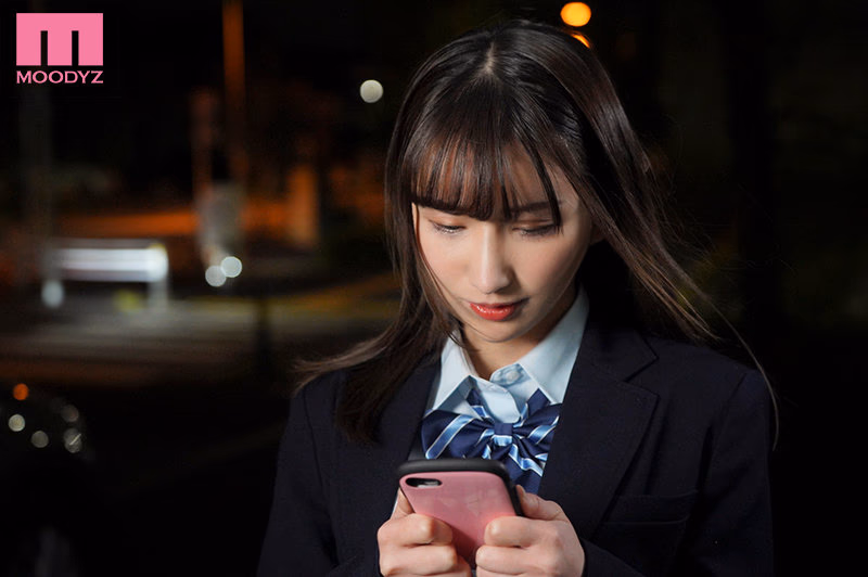 はじめて彼女ができたので幼なじみとSEXや中出しの練習をする事にした 楪カレン プレビュー画像 9