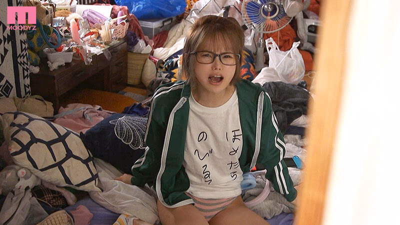 10年ぶりに再会した塩対応のちっぱい妹は喪女ニート あの頃と変わらぬ微乳を乳首こねくり抜かずの中出し10発で沼ラセタ 松本いちか プレビュー画像 8