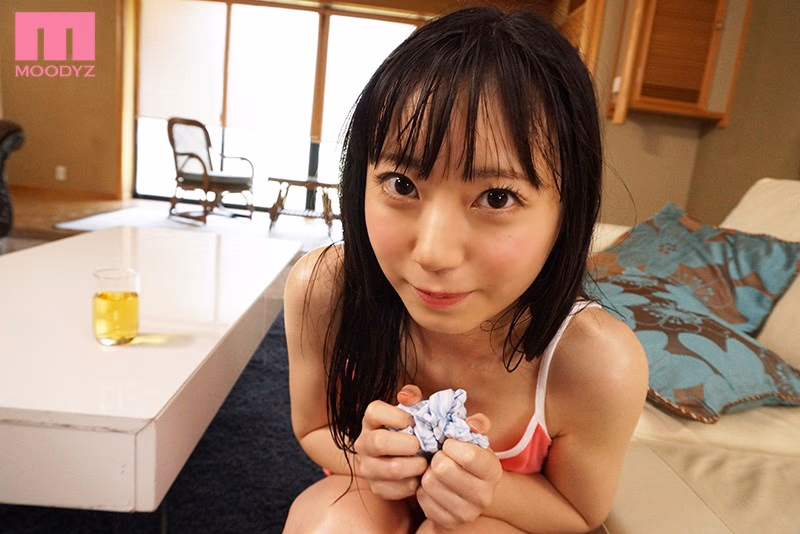 「もう射精してるってばぁ！」状態でも密着汗だくで痴女ってくる妹 七沢みあ プレビュー画像 2