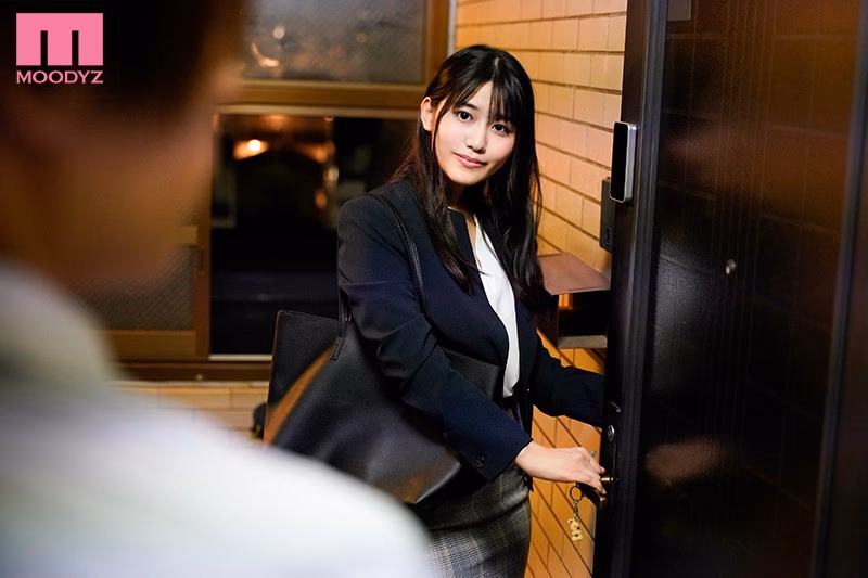 歓迎会で終電を逃した僕に「先輩うちに泊まっていきます？」と肉食系の新卒女子が小悪魔な甘い囁き。誘惑に負けて何度もSEXした 神宮寺ナオ プレビュー画像 1