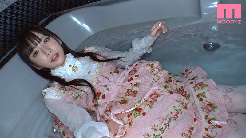 小悪魔シスコン妹ロリィタちゃんに二人きりで誘惑密着されてじっくりねっちょり着衣のまま犯●れる！ 七沢みあ プレビュー画像 10