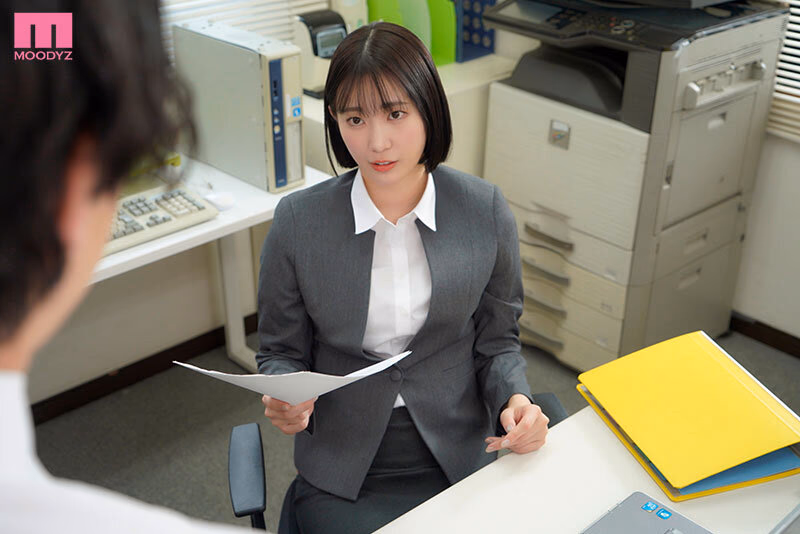 大嫌いが大好きに変わる純愛中出し ねぇ、甘えてもいい？大嫌いだった女上司と退職後にコンビニで再会そのまま一緒にお酒を飲んで仲良くなり田舎に帰るまでの1週間甘々エッチでヤリまくった。 美谷朱音 プレビュー画像 1