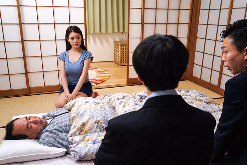 療養中の夫を看病する美人でボインな上司の妻と上司に内緒でべろキス不倫しまくった業務報告。 橘メアリー プレビュー画像 7