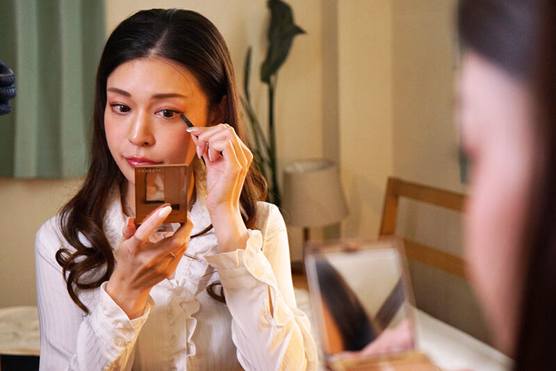 強欲巨根社長の絶倫勃起チ●ポを見せられ愛人になってしまった妻 橘メアリー プレビュー画像 17