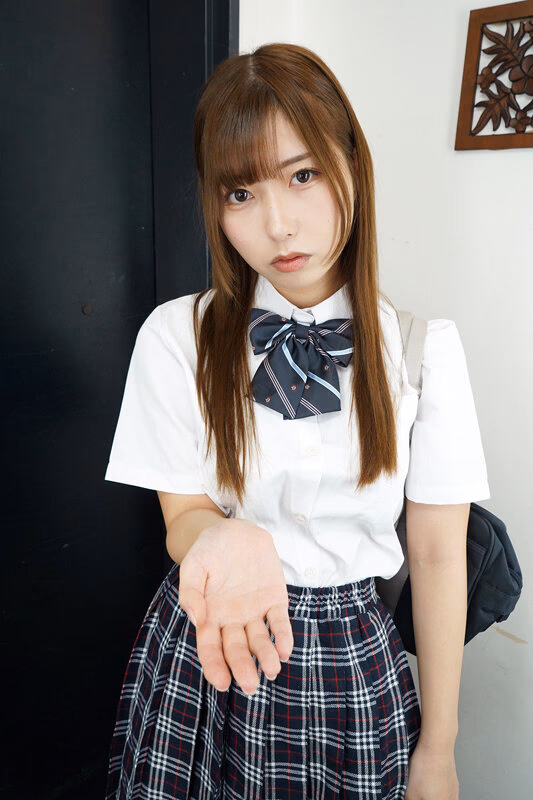 【VR】「ホントはめちゃくちゃ嫌なのに…」おじさんに媚薬を使われ火照った身体が何度でもチ●ポを求めてしまう快楽堕ちしたパパ活J● 逢沢みゆ【8K】 プレビュー画像 3