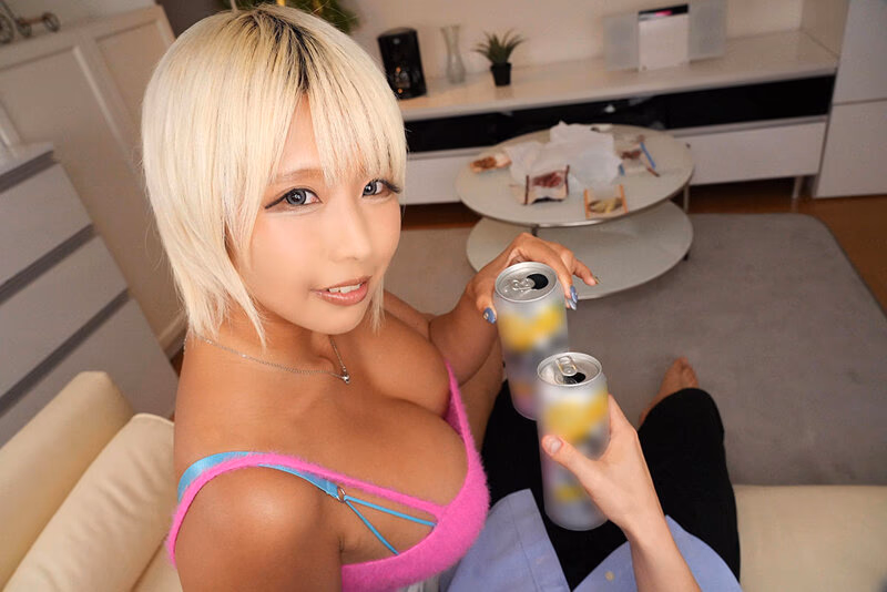 【VR】失恋した僕を励ます為に宅飲みを開いてくれたギャル友はデレデレ泥●して体を絡ませヨガりながら慰めてくれた 乙アリス プレビュー画像 6