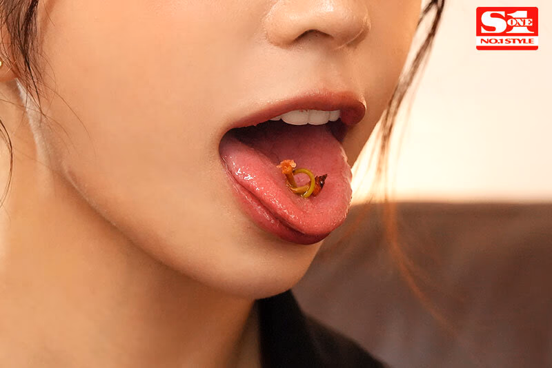 生徒の僕を狂わせる家庭教師のりり先生の甘くて魔性のディープキスレッスン 七ツ森りり プレビュー画像 2