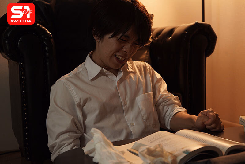 僕が3年間憧れ続けた女教師は童貞仲間で親友の絶倫チ●ポに一瞬で、メス堕ちした 楓ふうあ プレビュー画像 10