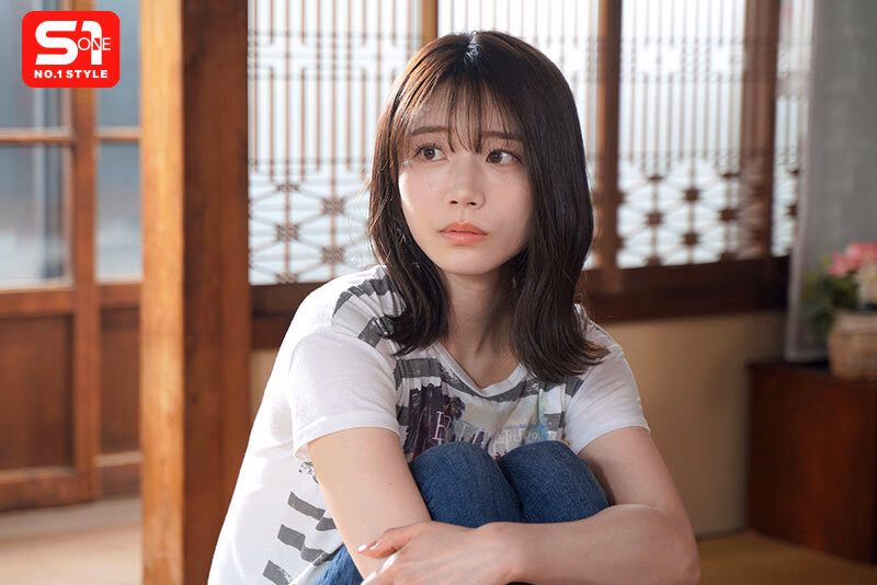 8月26日 花火大会の夜 ずっと両片想いだった僕らは結ばれ 十数年分の’好き’をぶつけ合うように身体を貪り合った 河北彩伽 プレビュー画像 1