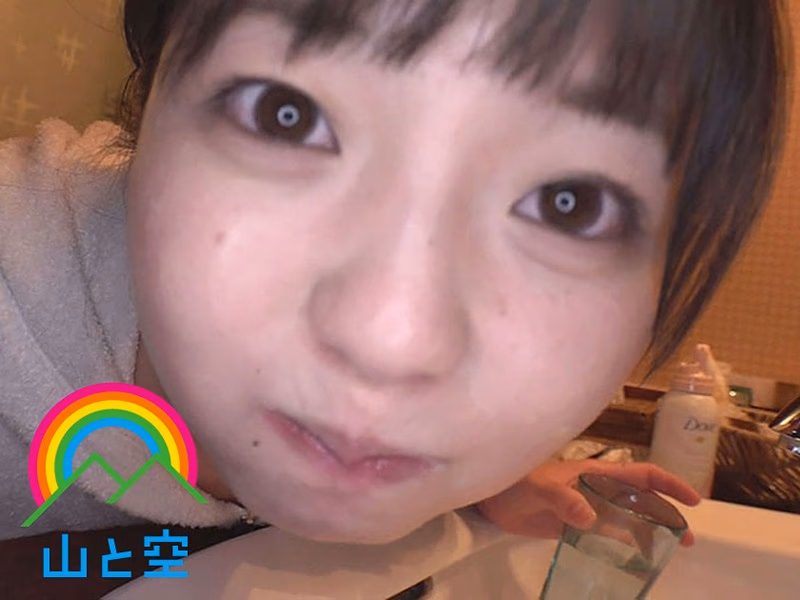 痴女っ子J系の露出記録係に任命されました。泉りおん プレビュー画像 17