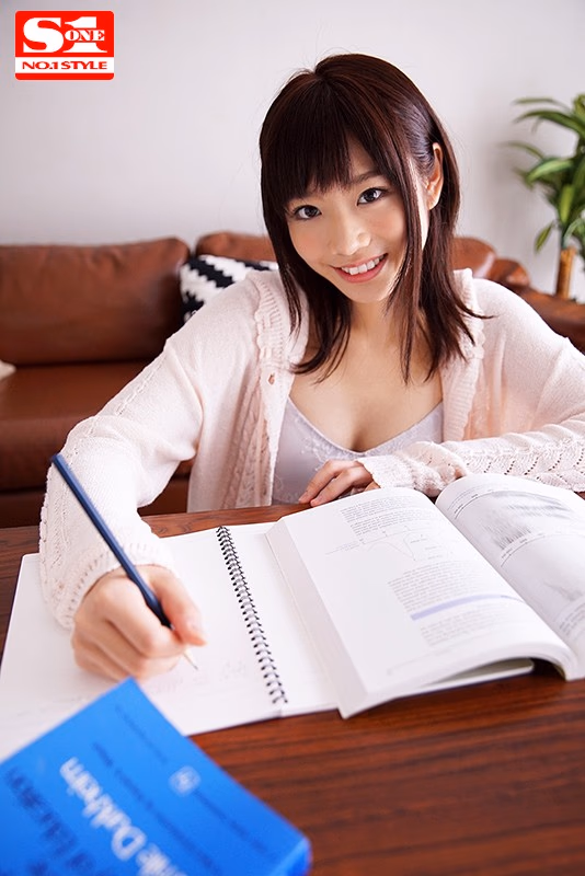 彩花とハメまくりイチャイチャ同棲しようよ 河北彩花 プレビュー画像 1