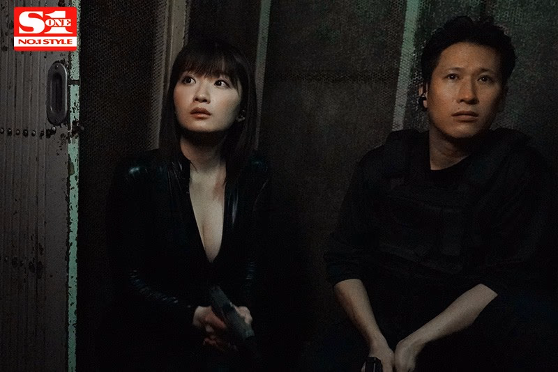 秘密捜査官の女 媚薬漬け性奴●に堕ちた巨乳スパイ 鷲尾めい プレビュー画像 1