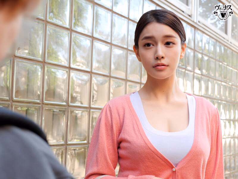 バイト先で働く美しい人妻を家に連れ込み中出しセックス 橘メアリー プレビュー画像 3