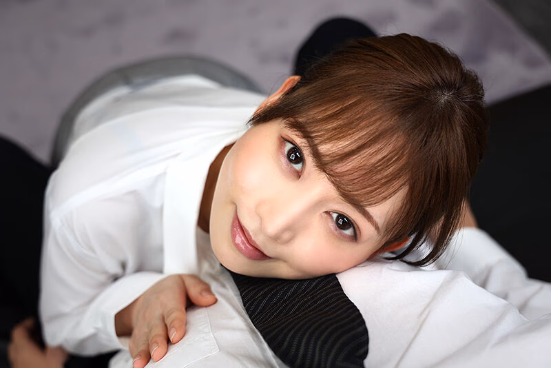 【VR】地方出張で憧れの女上司とまさかの相部屋に…。 ミスの連発で落ち込む僕に自信を持たせようと浴室でもベッドの上でも濡れ髪のまま何発も抜いてくれた！！ 七瀬アリス プレビュー画像 5